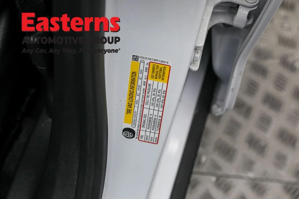Used 2023 White Chevrolet LS image 31