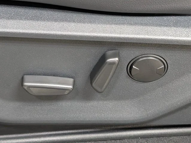 New 2026 Avalanche Ford F-250® Lariat® image 58