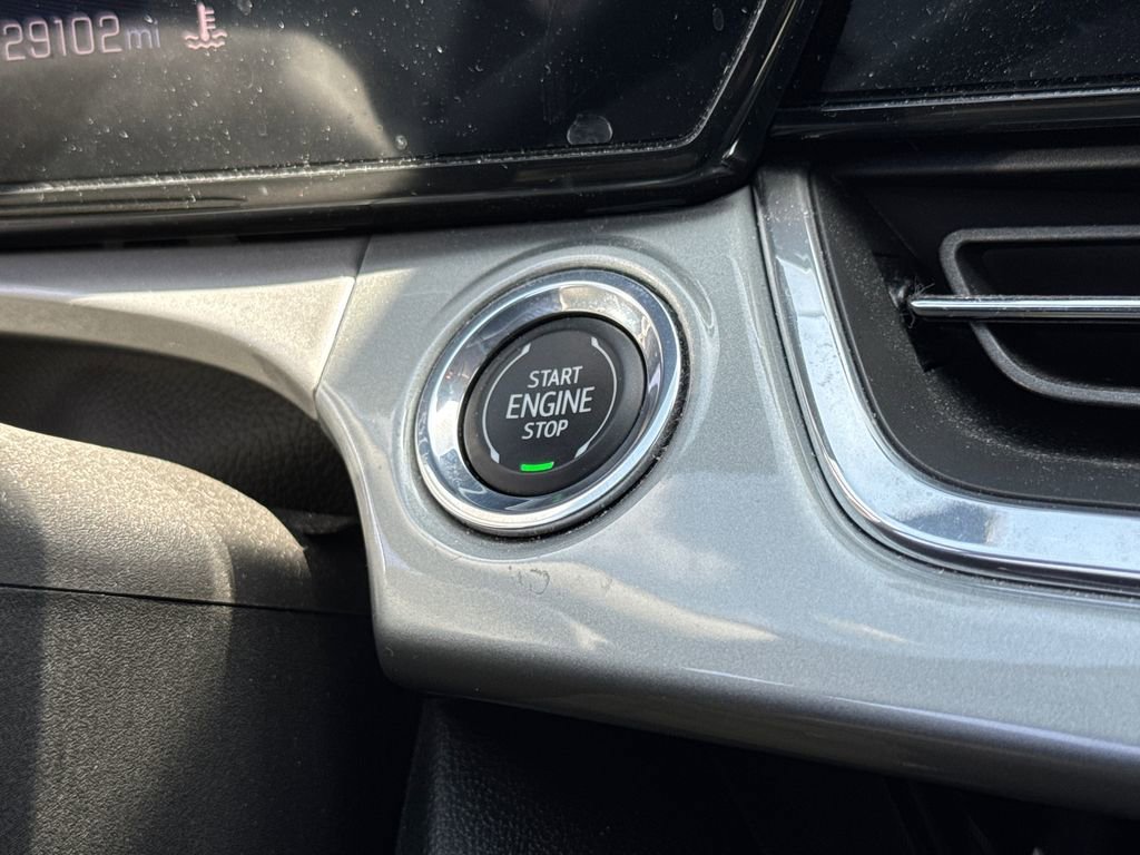 Used 2024 Summit White Chevrolet LT image 8