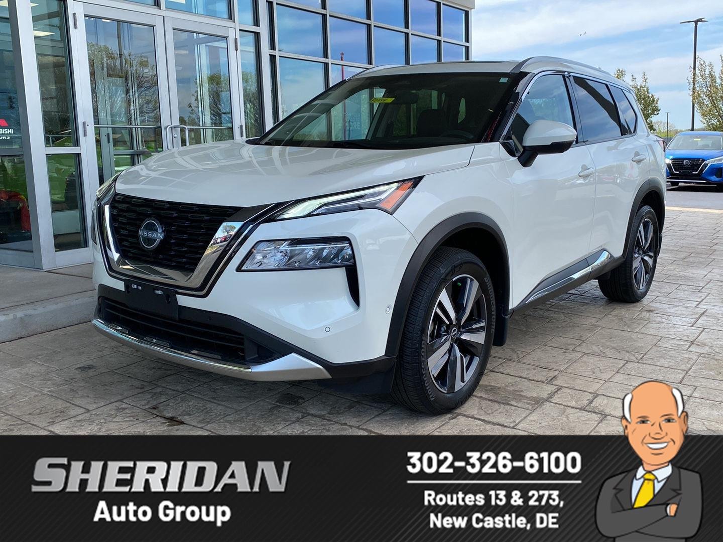 Certified Used 2023 Pearl White Tricoat Nissan Platinum image 1