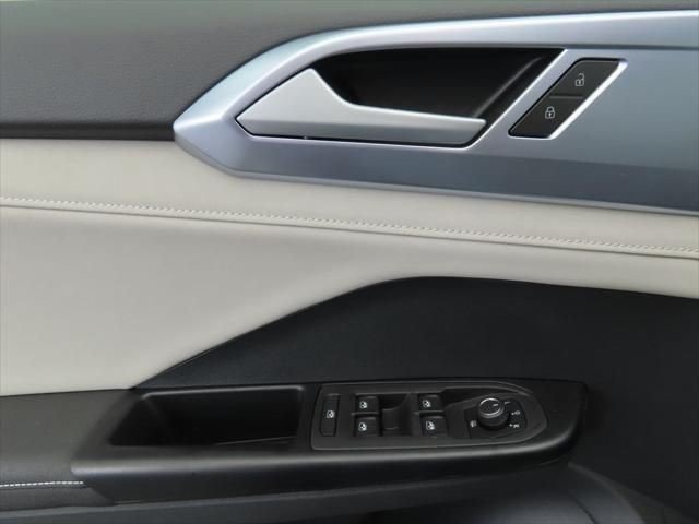 2026 Volkswagen Taos SE - Photo 23