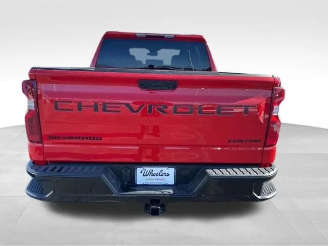 2026 Chevrolet Silverado 1500 Custom Trail Boss - Photo 4
