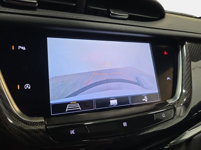 Used 2020 White Cadillac Sport image 21