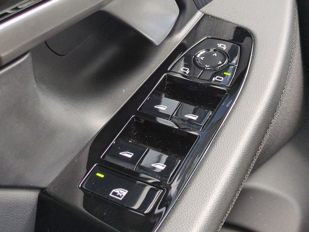 2026 BMW 5 Series 530i - Photo 24