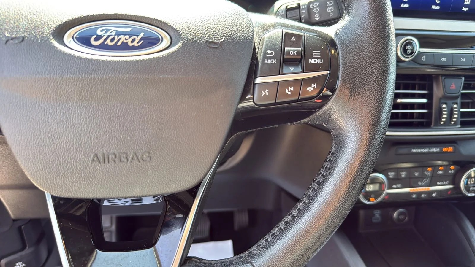 Used 2021 Gray Ford SEL image 15