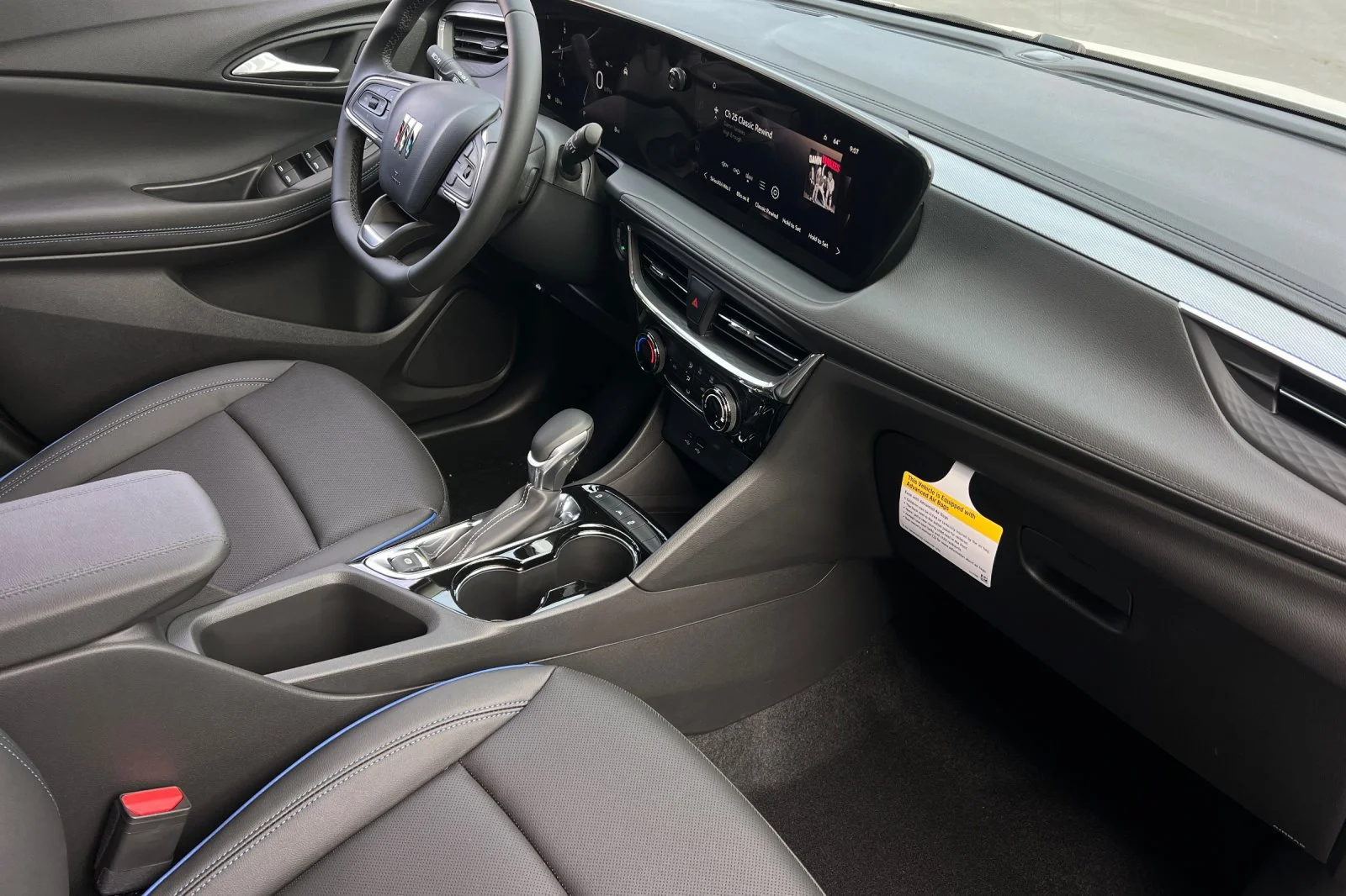 2026 Buick Encore GX Sport Touring - Photo 17