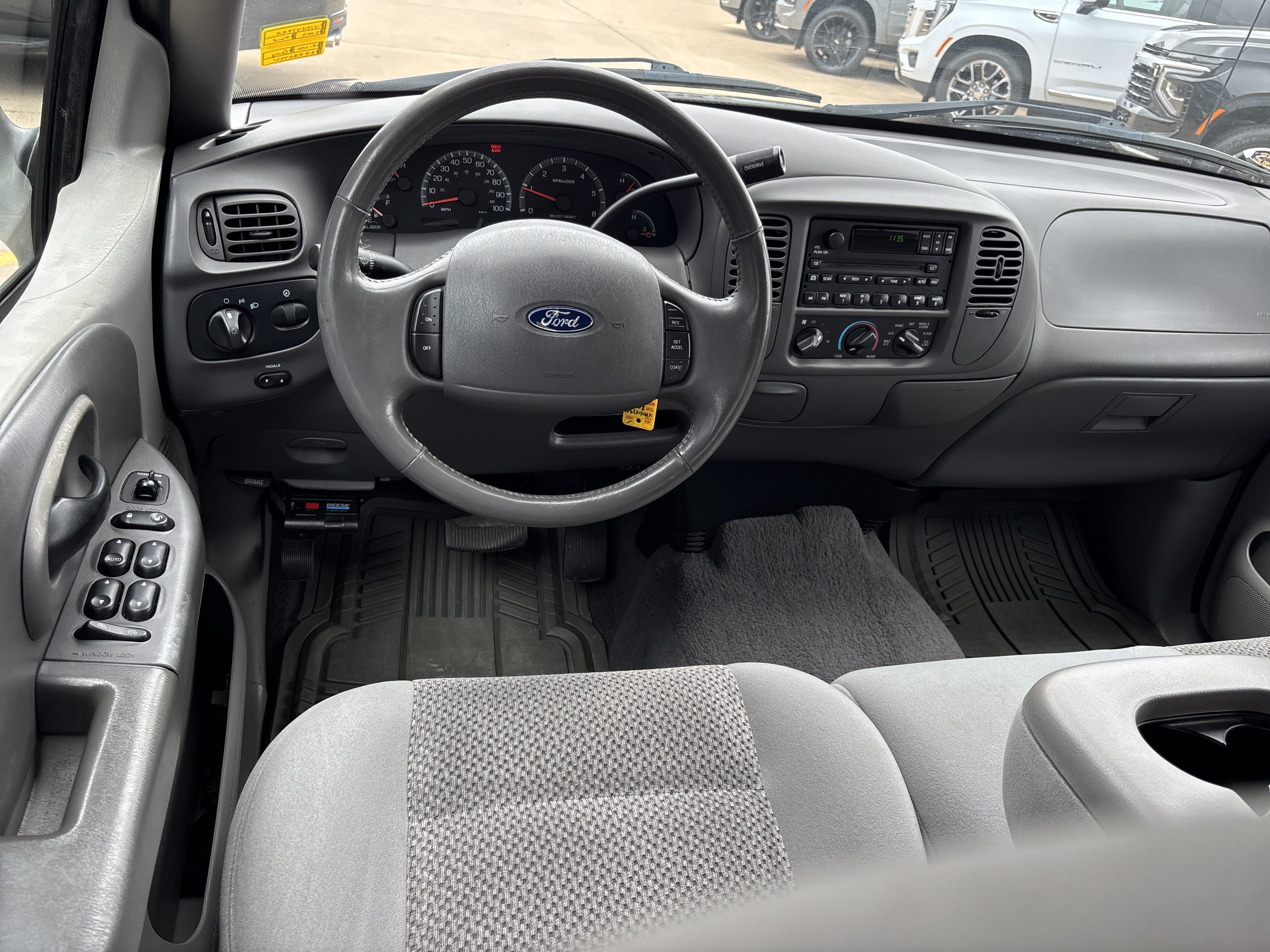 Used 2003 Gray Ford XLT image 16