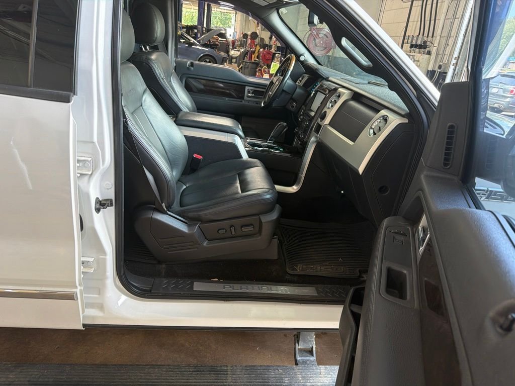 Used 2013 White Ford Platinum image 2
