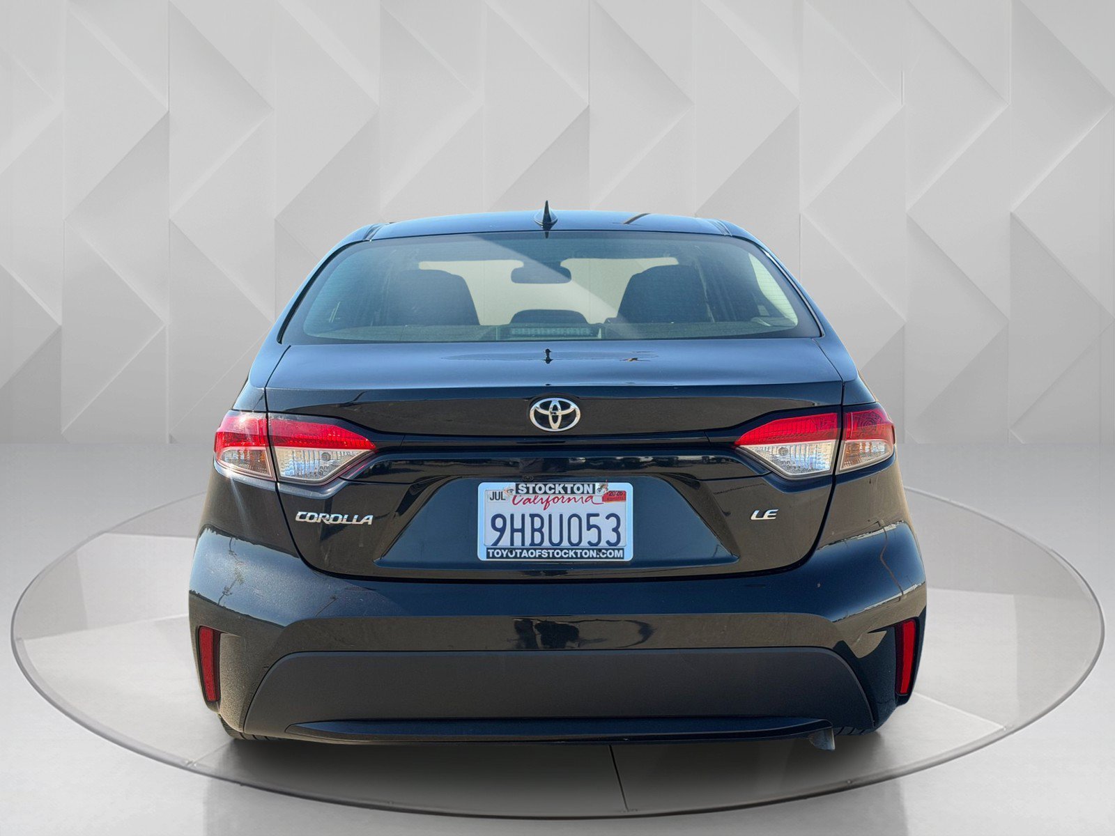 Used 2021 Black Sand Pearl Toyota LE image 4