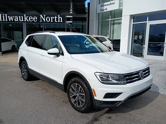 Used 2018 Volkswagen Tiguan SE with VIN 3VV2B7AXXJM138491 for sale in Glendale, WI