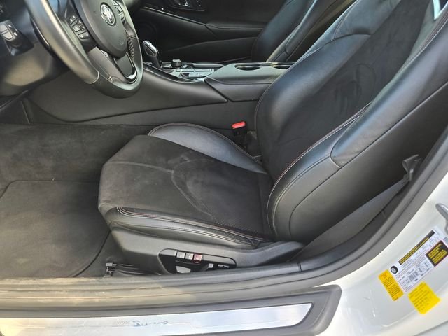 Used 2020  Toyota 3.0 image 16