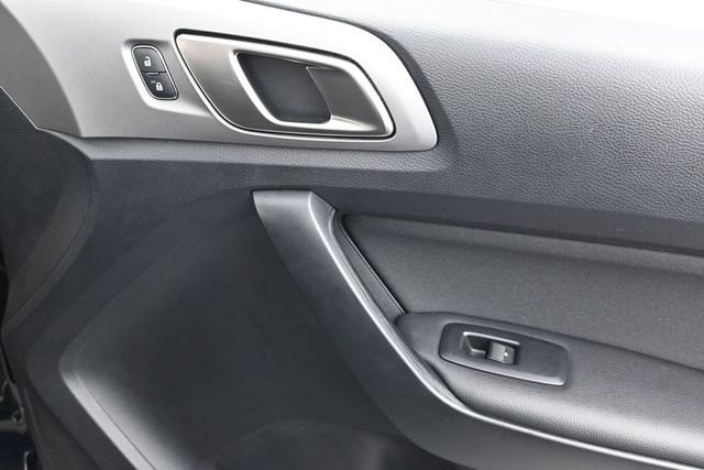 Used 2020 Black Ford XLT image 31