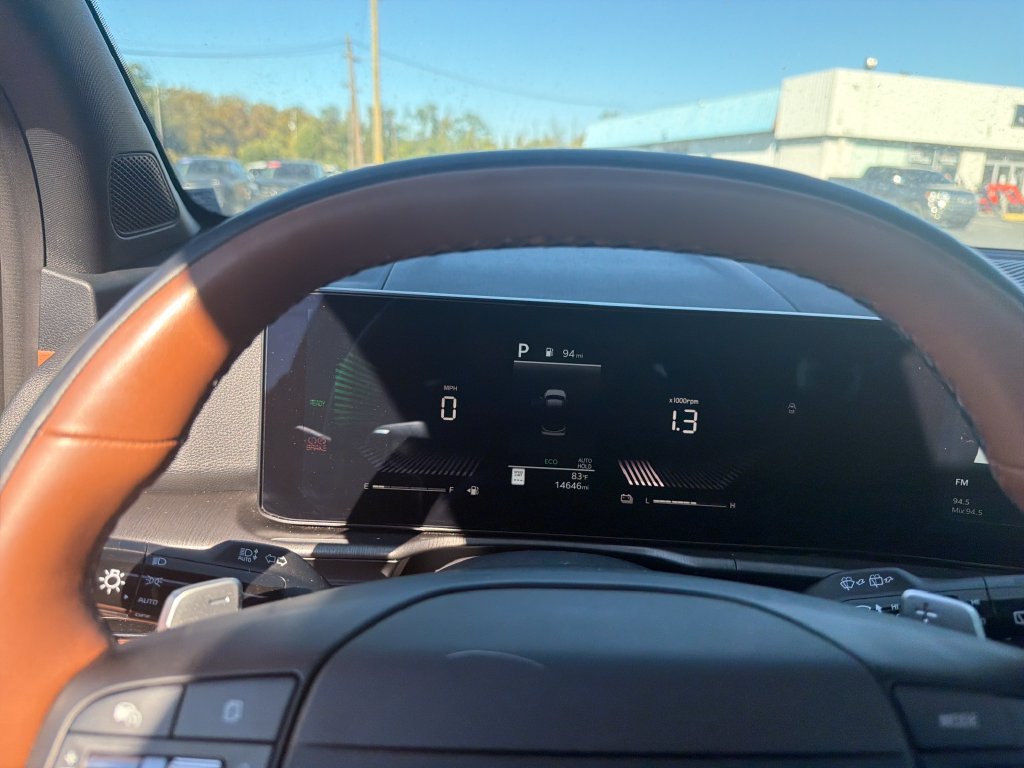 Used 2026 Black Kia X-Line image 18