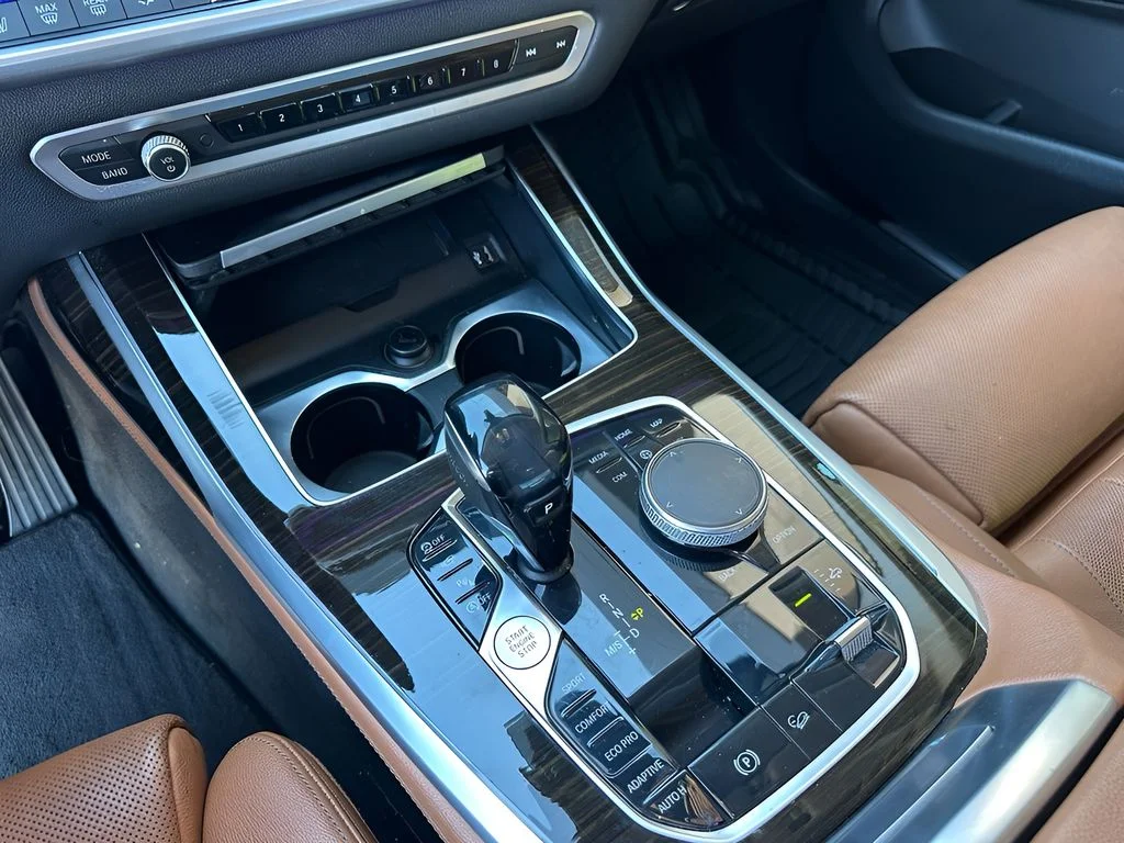 Used 2019 Dark Graphite Metallic BMW xDrive40i image 25