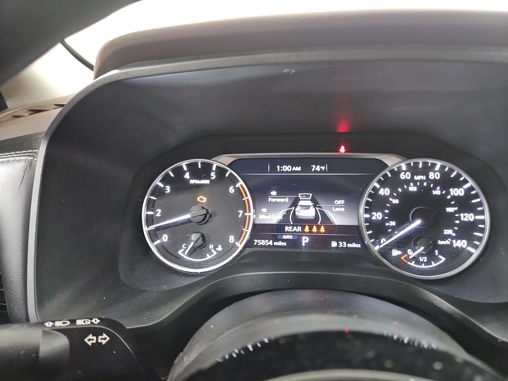 Used 2021 Scarlet Nissan SV image 16