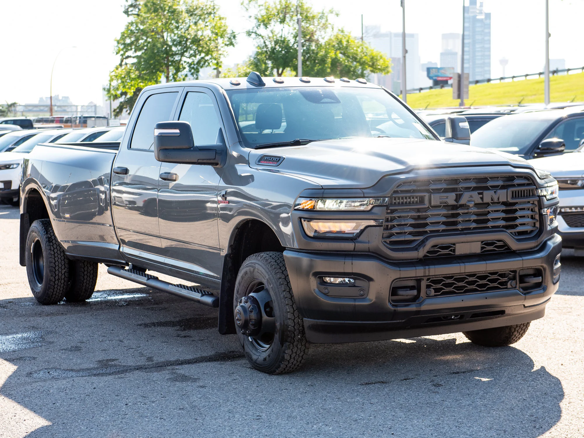 New 2026 Grey RAM Tradesman* image 9