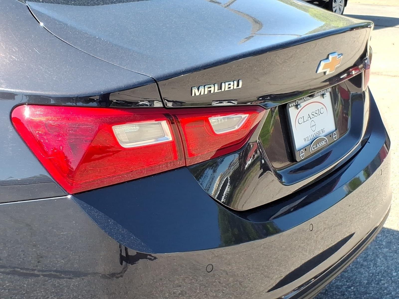Used 2025 Night Shade Metallic Chevrolet LT image 10