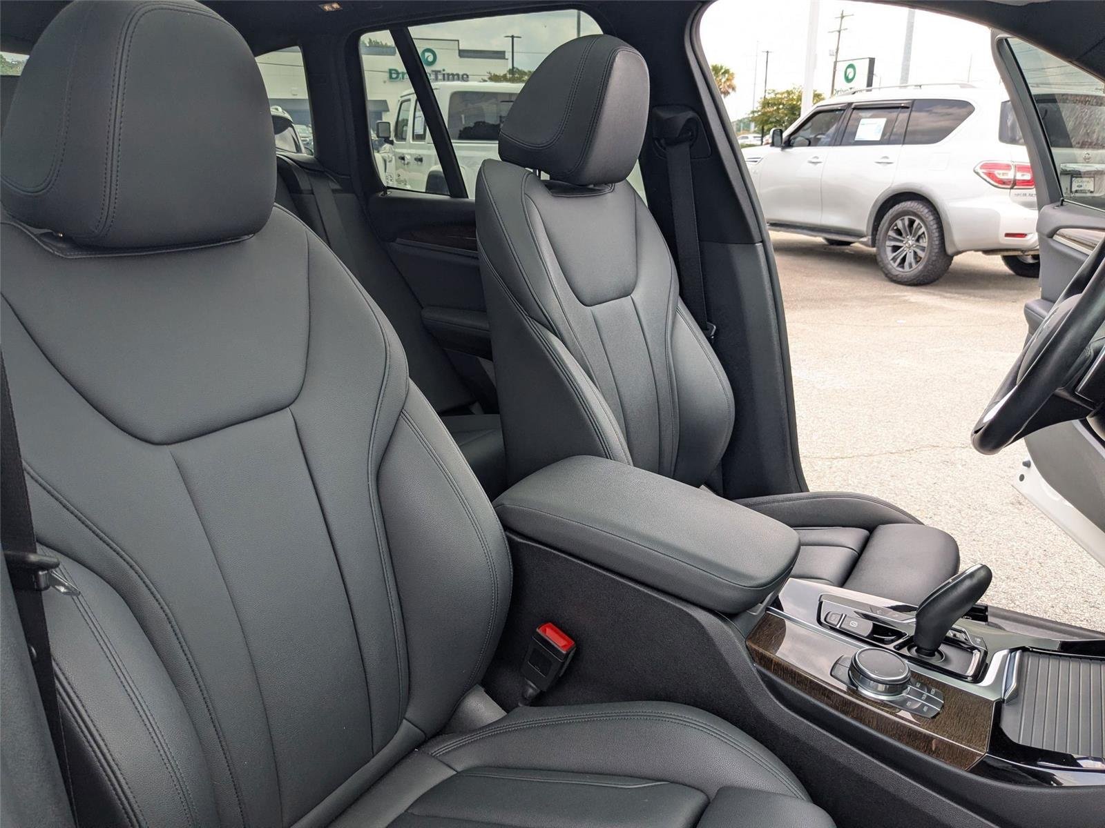 Used 2019 Mineral White Metallic BMW xDrive30i image 36
