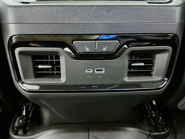 Certified Used 2023 Silver GMC AT4 image 12