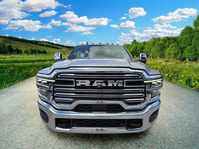 New 2026 Silver-Zynith Exterior Paint RAM Laramie image 2