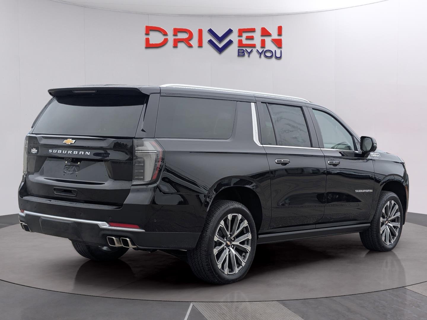 New 2026 Black Chevrolet High Country image 5