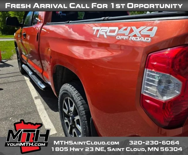 Used 2016 Orange Toyota SR5 image 2