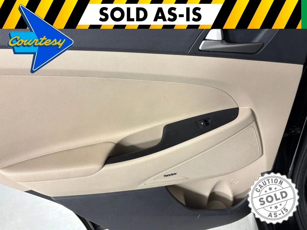 Used 2018 Black Hyundai SEL Plus image 34