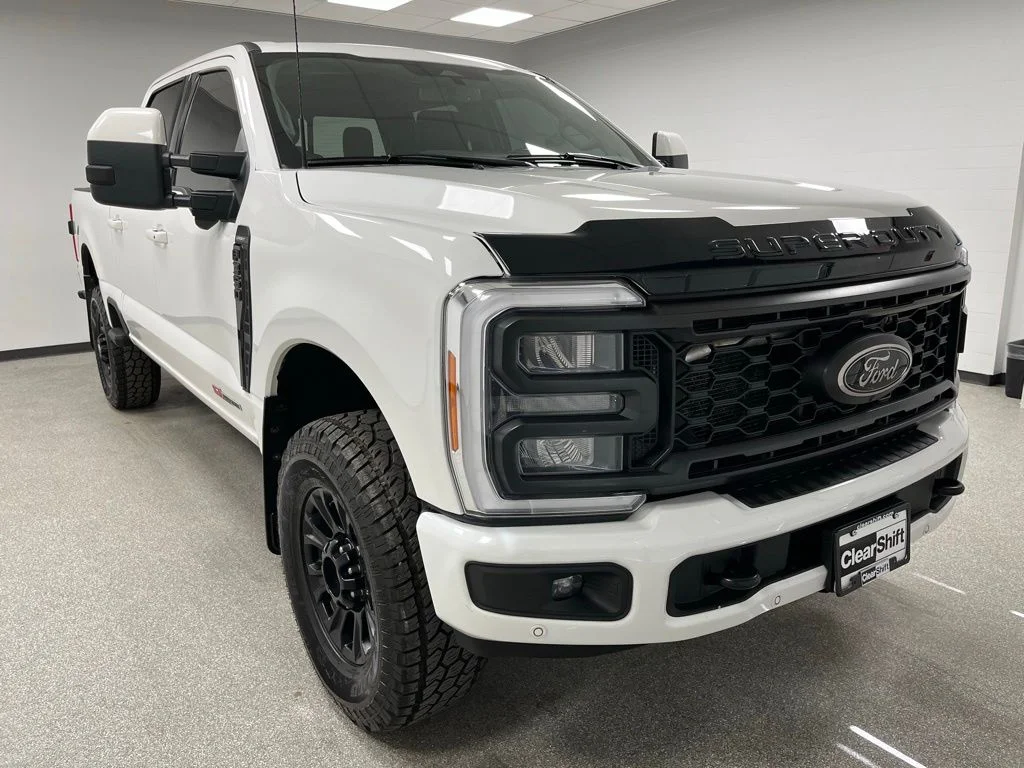 Used 2023 White Ford Lariat image 2