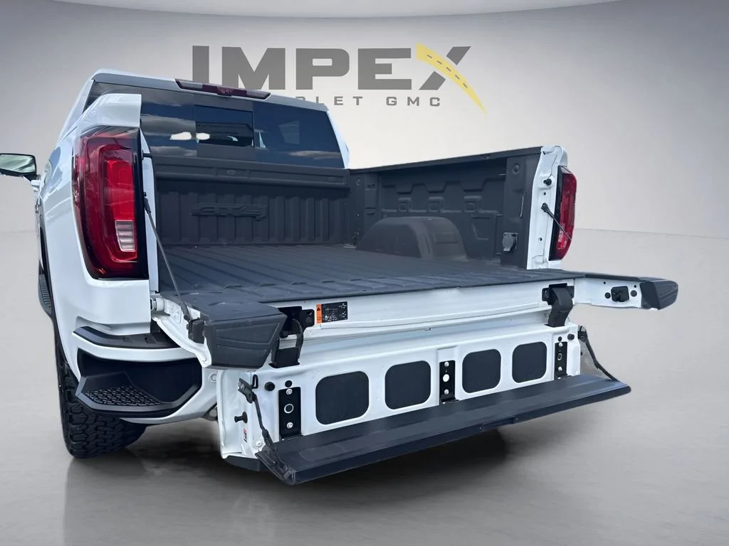 Used 2023 Summit White GMC AT4 image 31