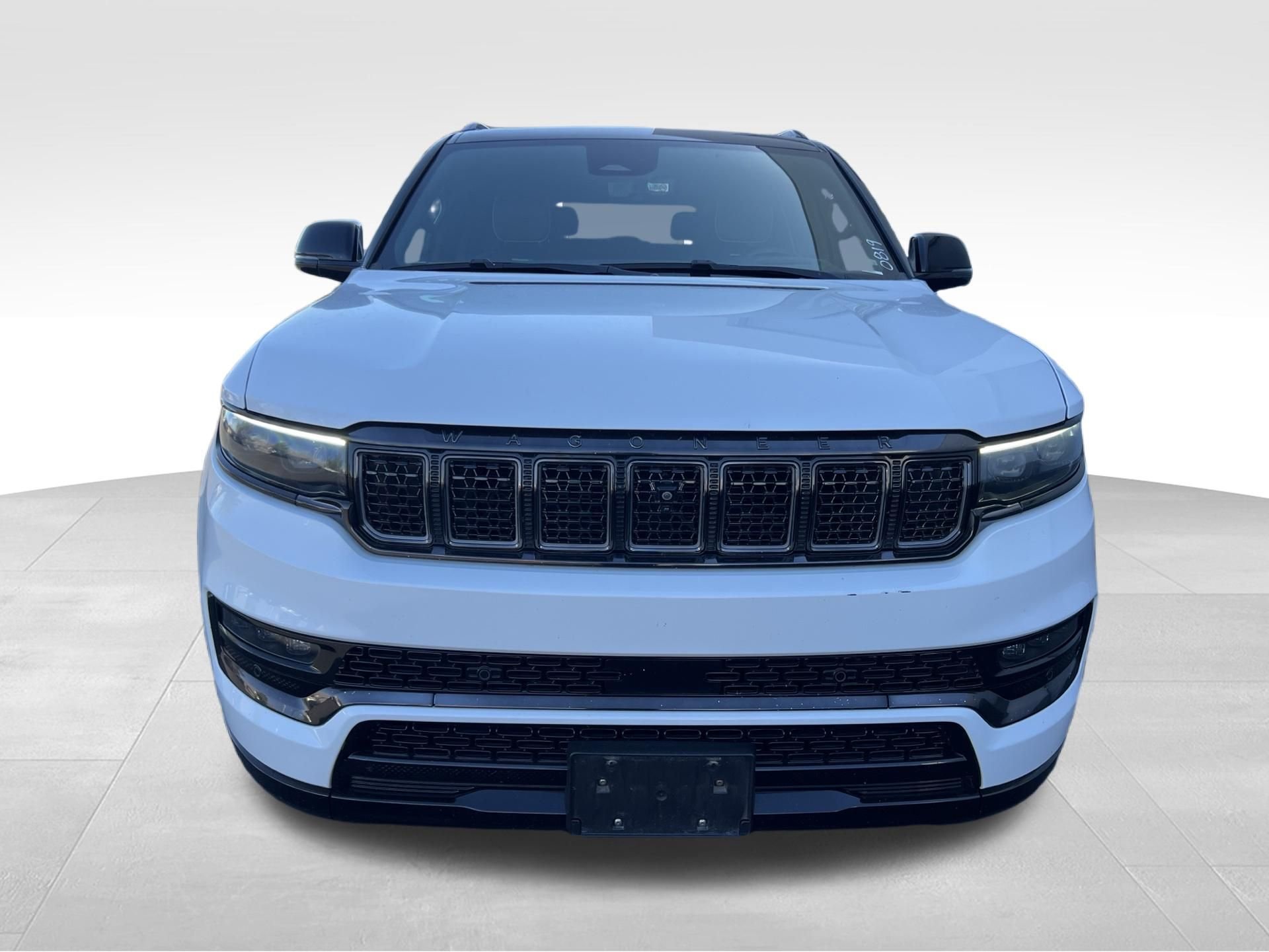 Used 2024 White Jeep Series II image 2