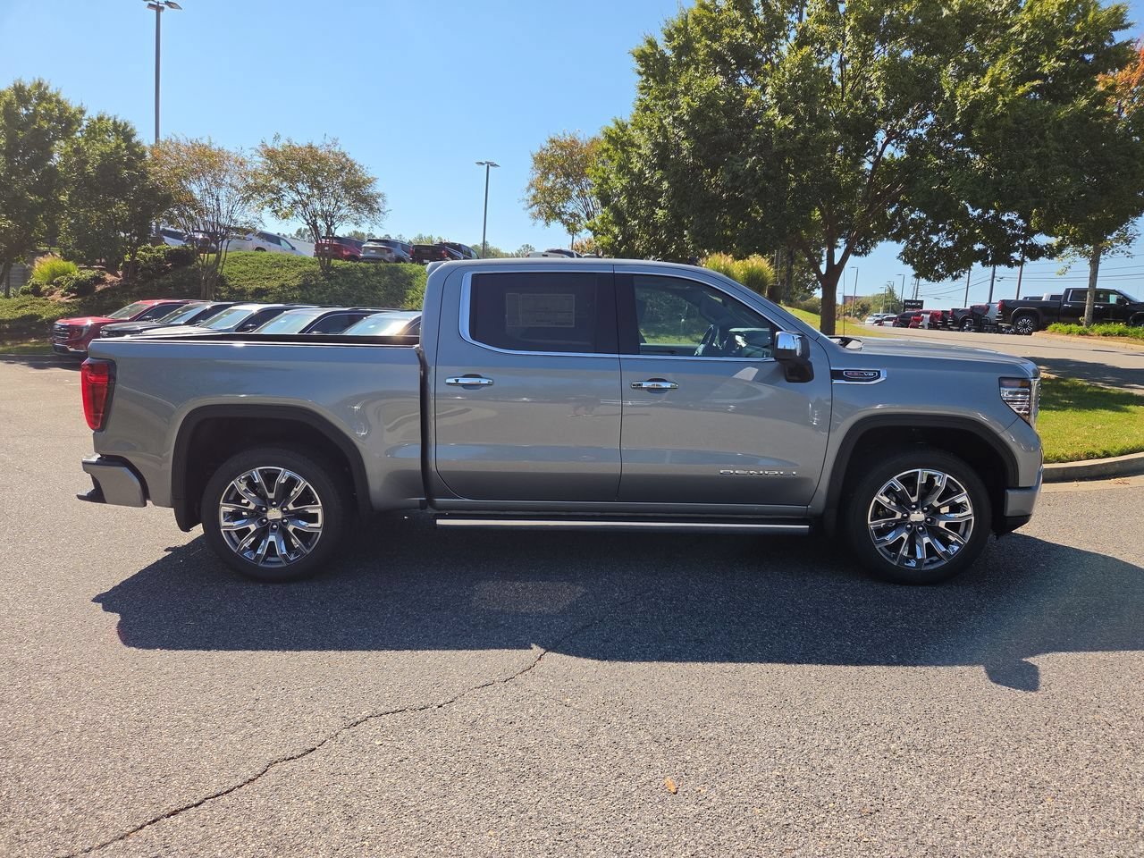2026 GMC Sierra 1500 Denali - Photo 9