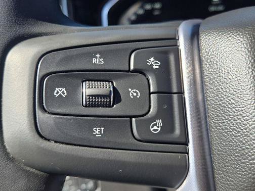 Used 2026 White GMC SLT image 16