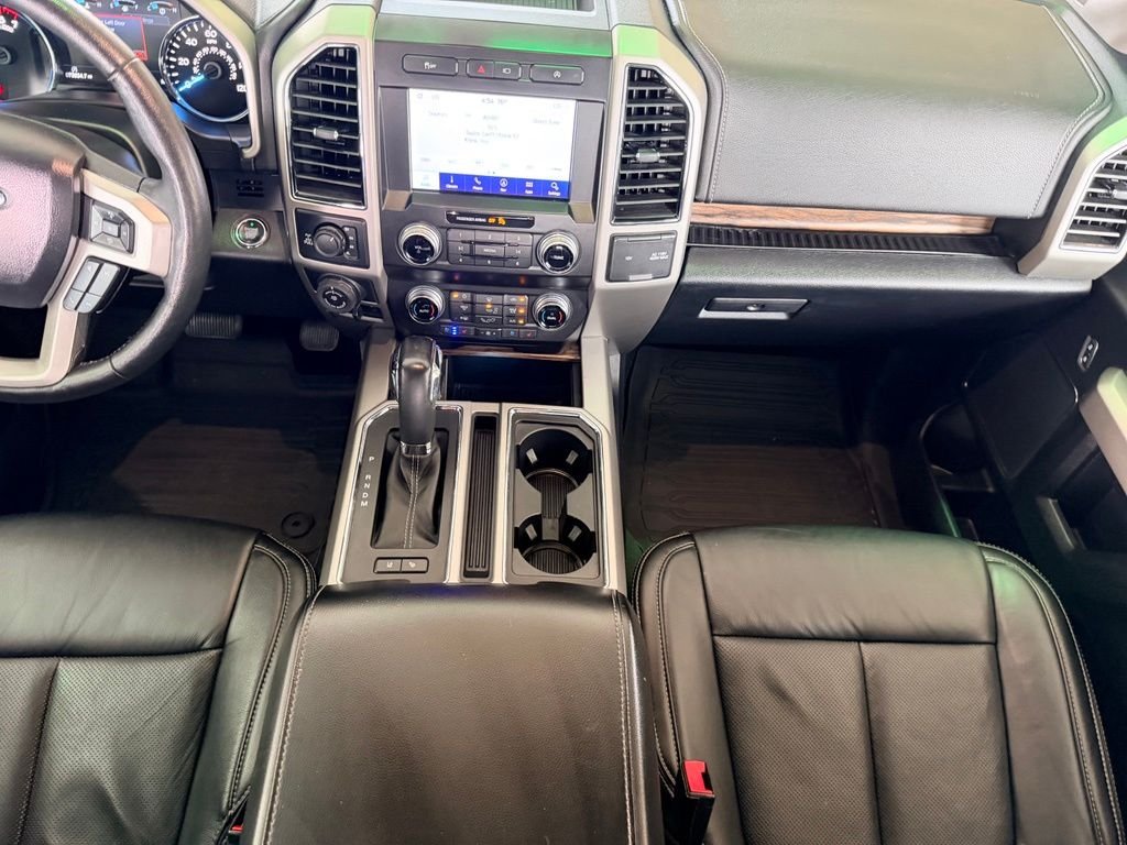 Used 2020 White Ford Lariat image 19