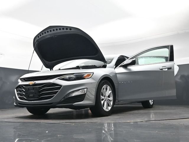 Used 2025 Sterling Gray Metallic Chevrolet LT image 37