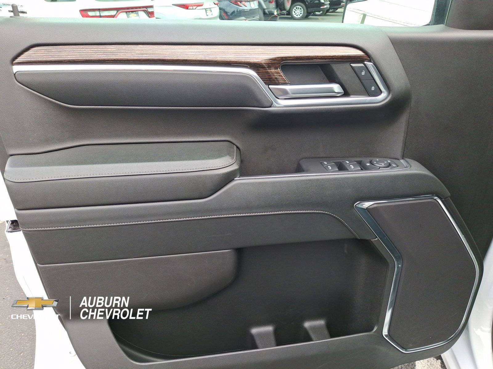 2024 GMC Sierra 1500 SLE - Photo 17