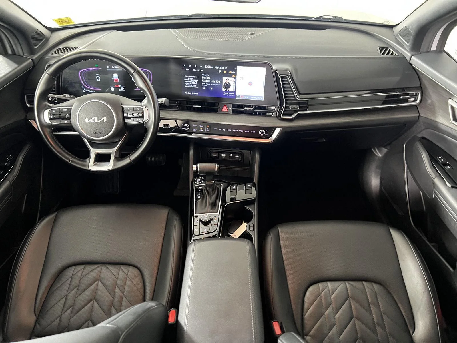Used 2025 Wolf Gray Kia X-Line image 25
