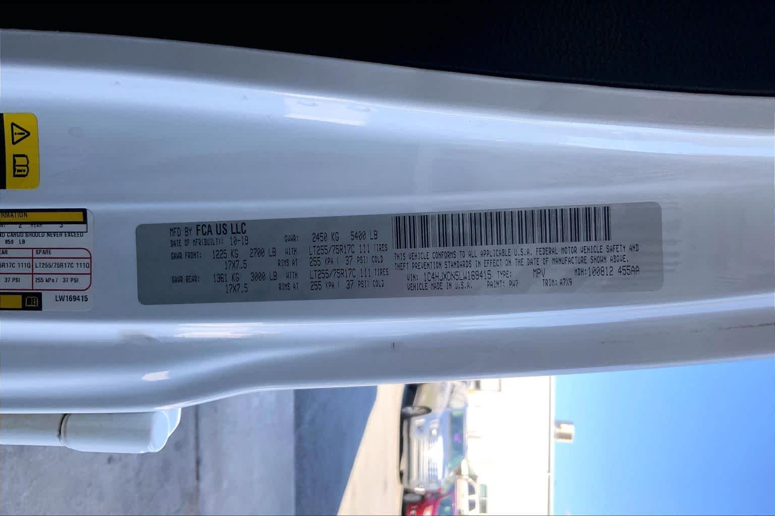 Used 2020 Bright White Clearcoat Jeep Willys Sport image 31