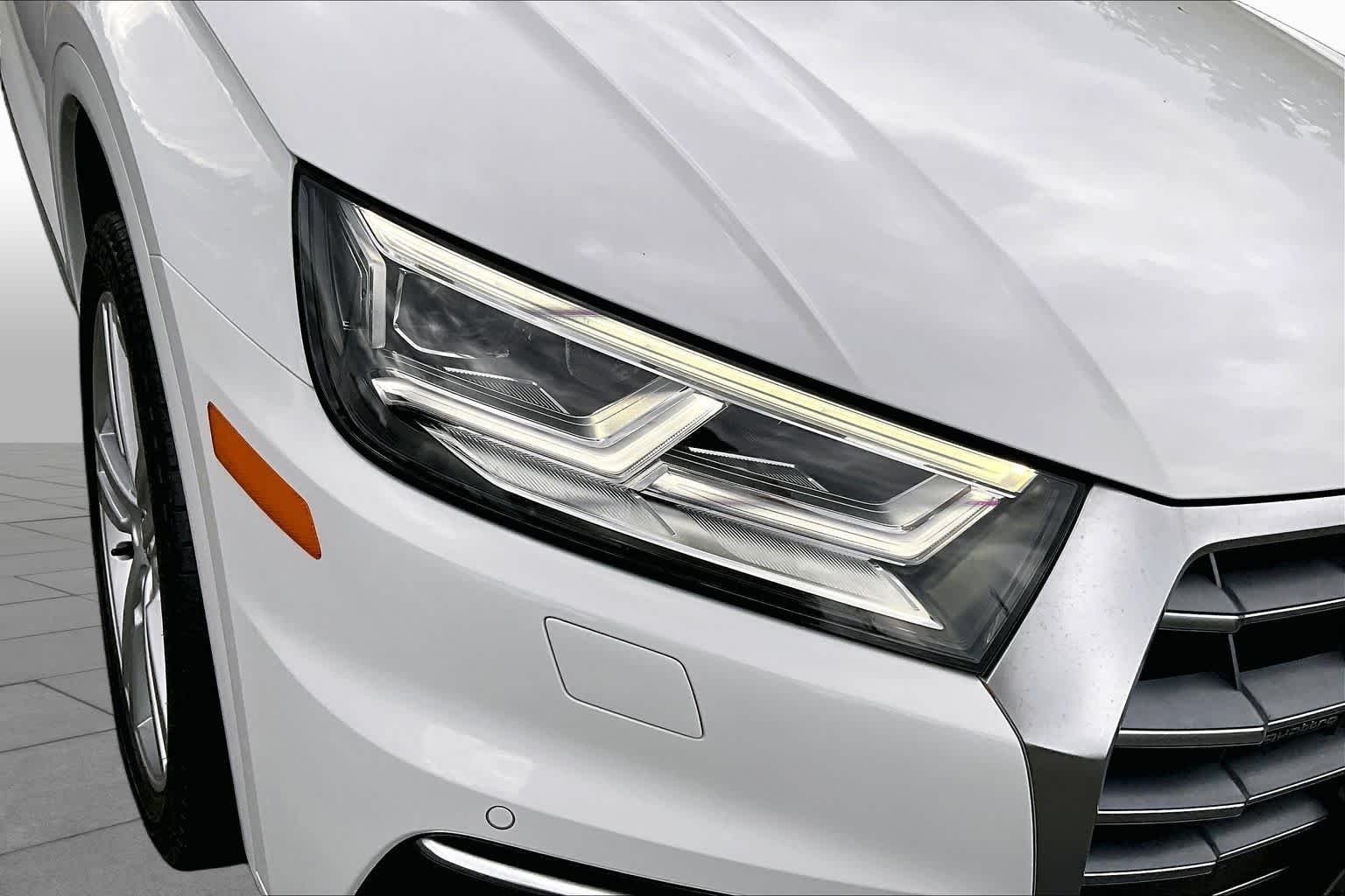 Used 2019 Ibis White Audi Premium Plus image 26