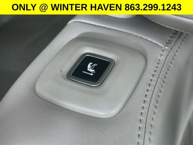 Used 2023 White Jeep Series II image 28