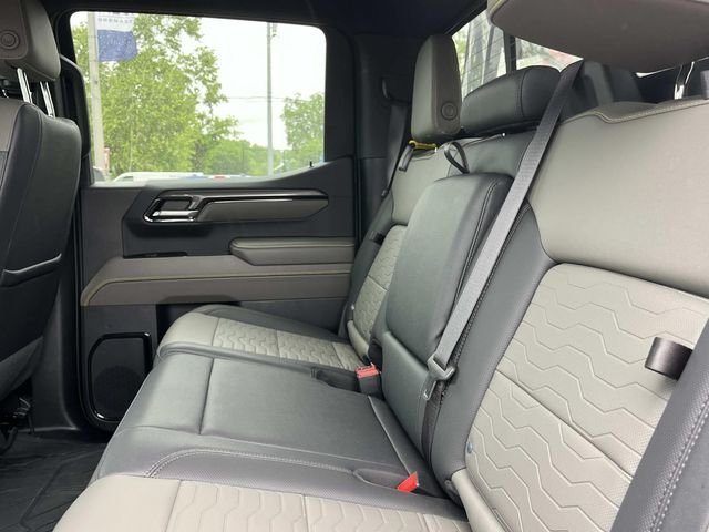 Used 2023 White Chevrolet ZR2 image 21