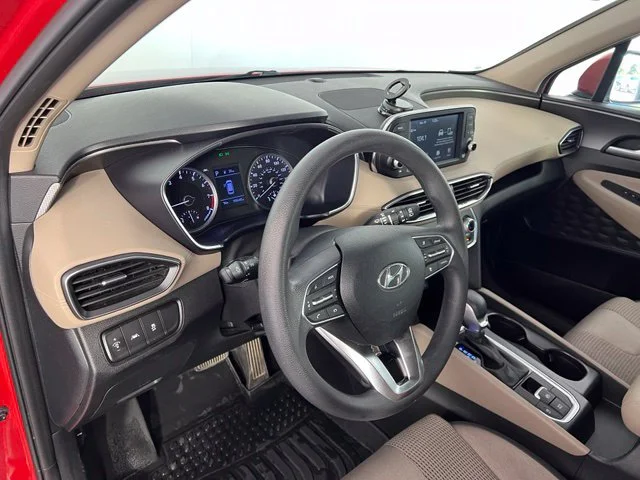 2020 Hyundai Santa Fe SE - Photo 11