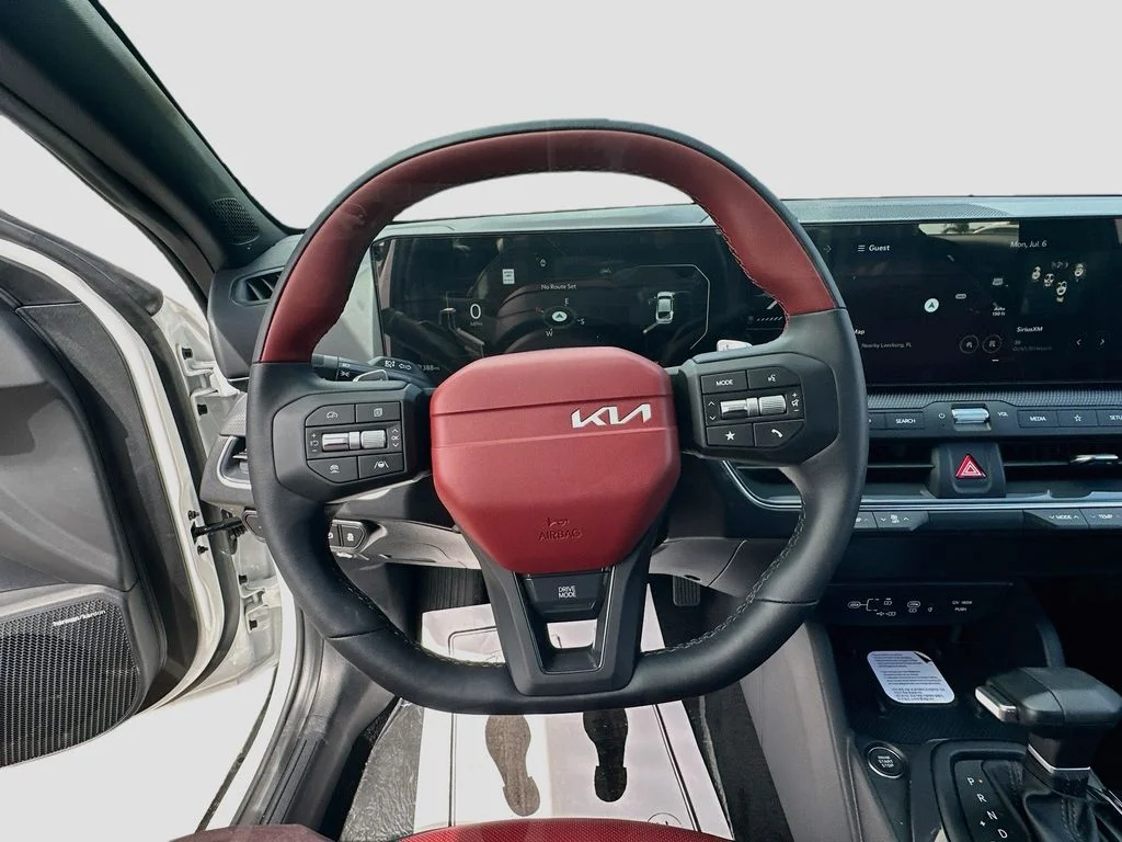 New 2026 Snow White Pearl Kia GT-Line image 11