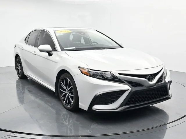 Used 2023 Toyota Camry SE
