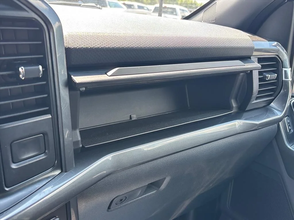 Used 2023 Gray Ford XLT image 37