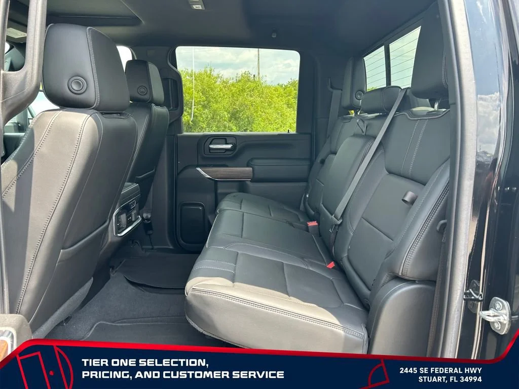 Used 2022 Mosaic Black Metallic Chevrolet High Country image 14