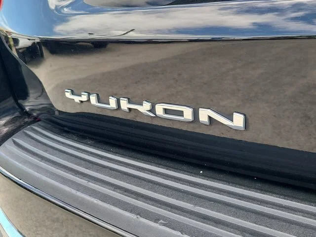 Used 2024 Onyx Black GMC Denali image 32