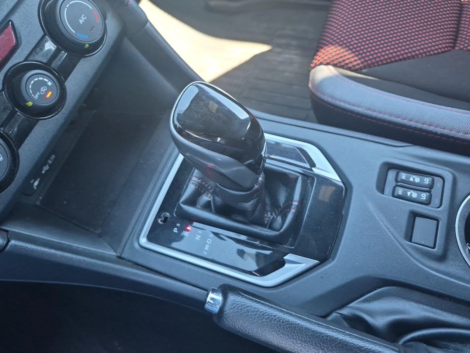 Used 2020 Magnetite Gray Metallic Subaru Sport image 27