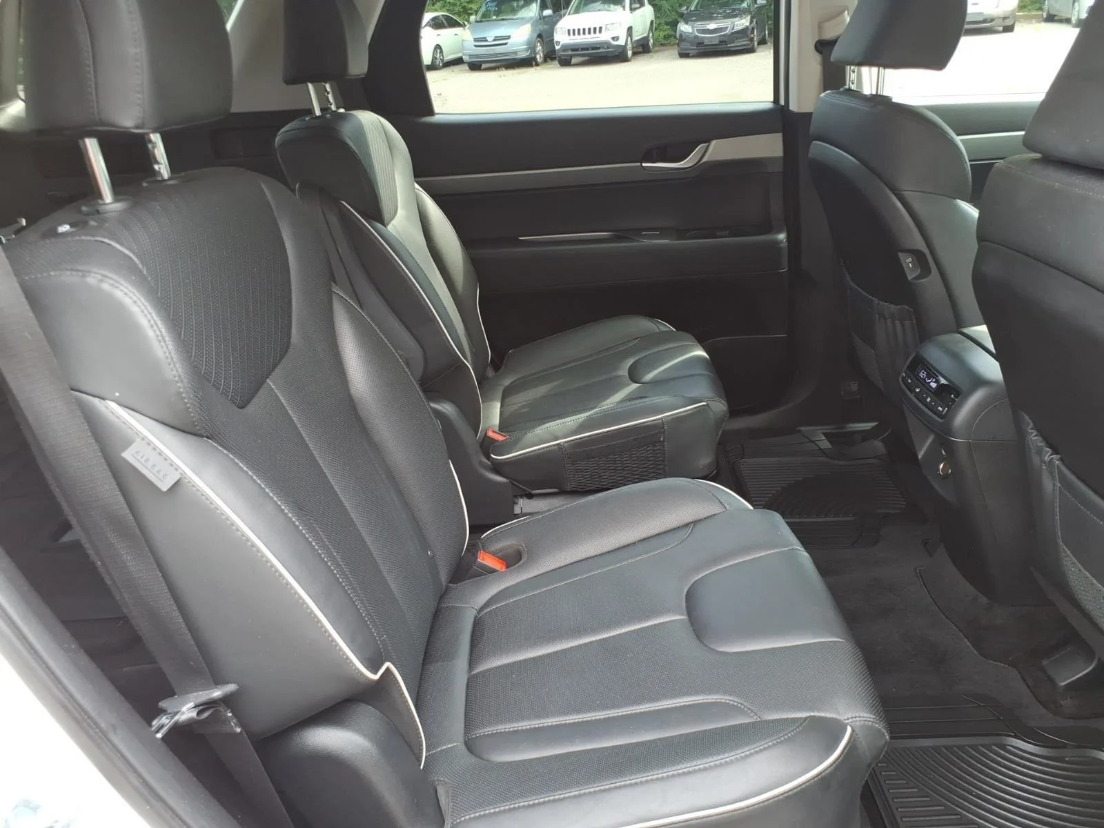 Used 2023 Hyper White Hyundai XRT image 20