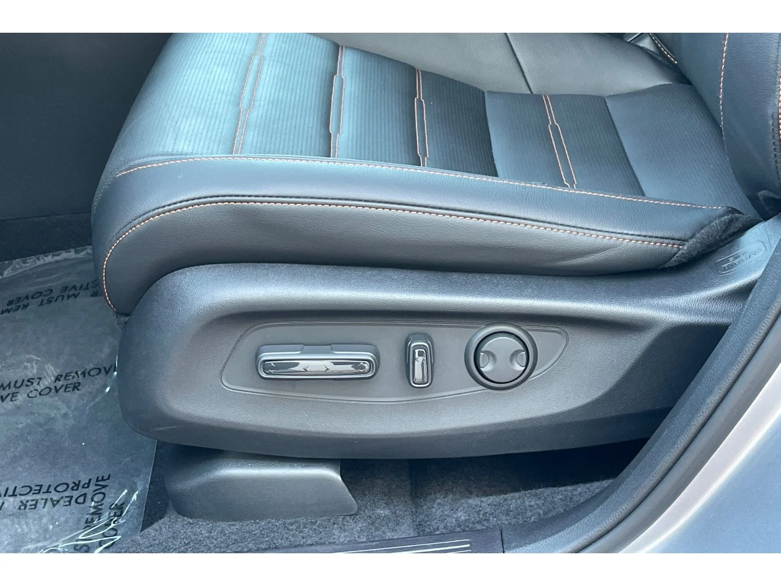 Used 2026 Solar Silver Metallic Honda Sport-L image 13