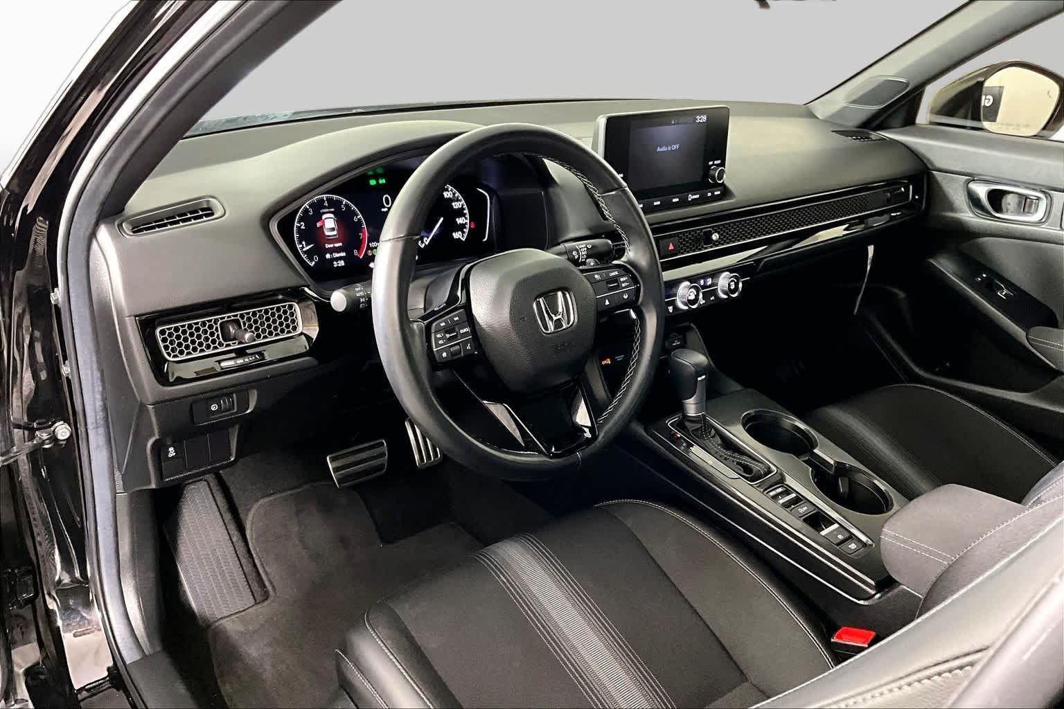 2025 Honda Civic Sport - Photo 16